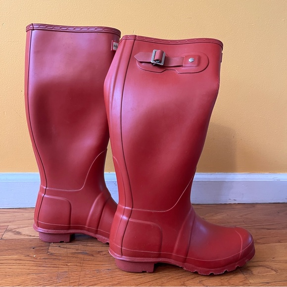 Hunter Red Women's Winter & Rain Boots - Picture 7 of 9